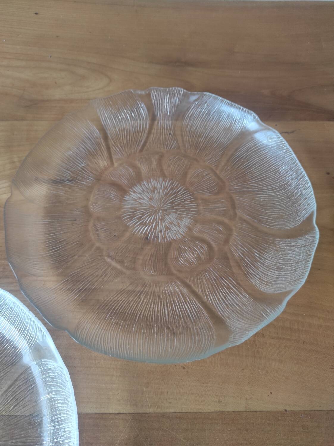 Set of 5 'Flowers' transparent plates by Arcoroc