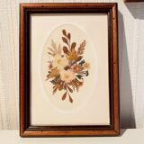 Bouquet frame of dried flowers