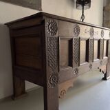 Carved oak chest sideboard, 18th century