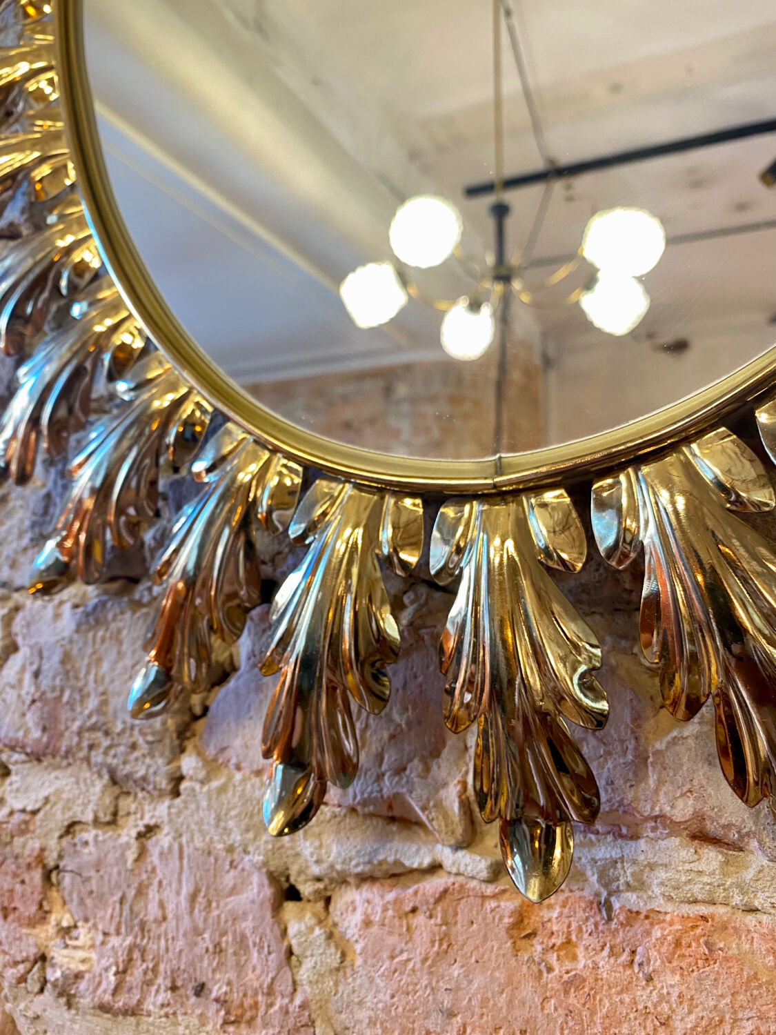 Decknudt oval sun mirror from the 50s/60s