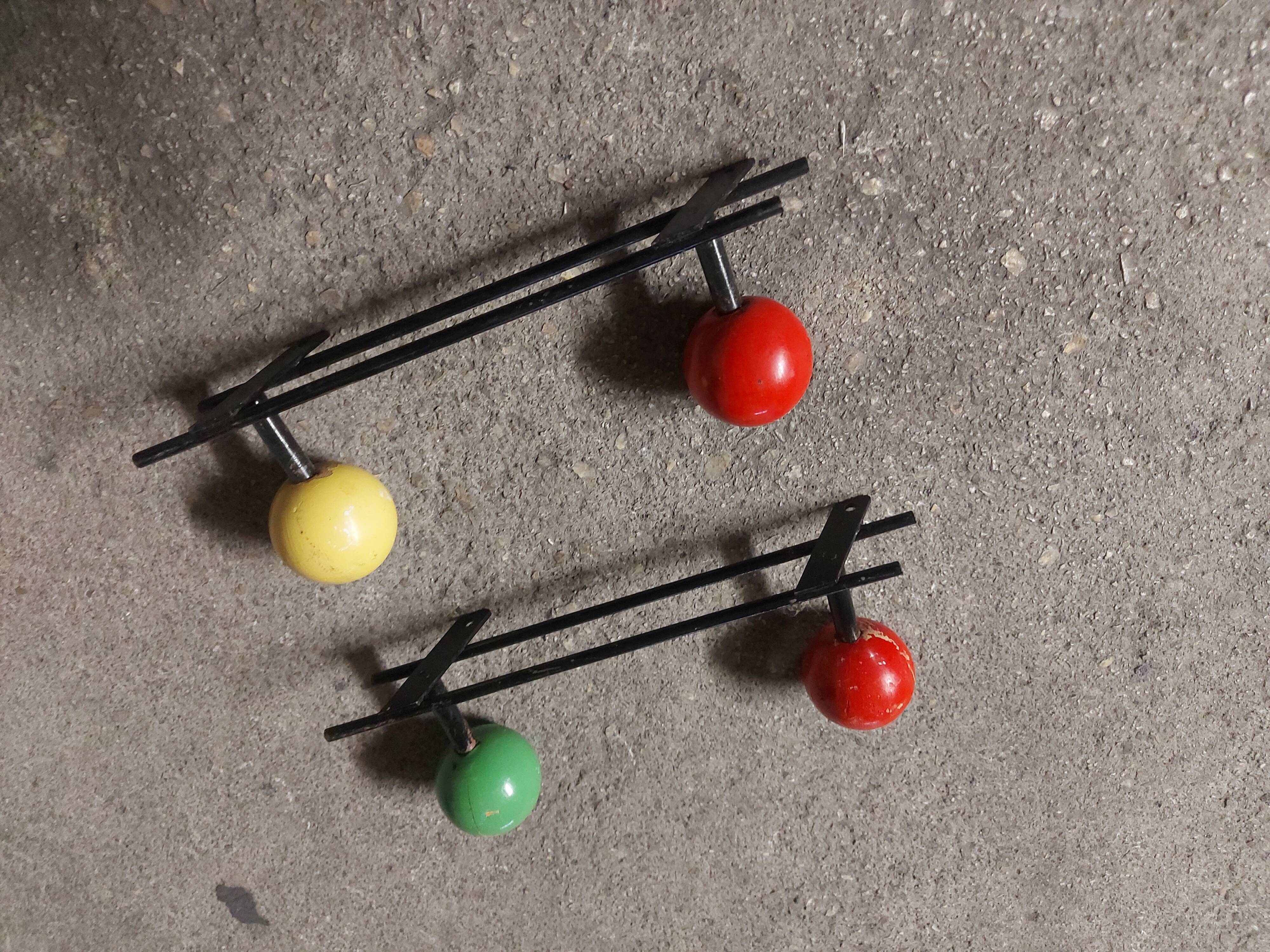 2 vintage coat rack 60