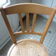 Chaise de bistrot bois vintage Luterma assise percée