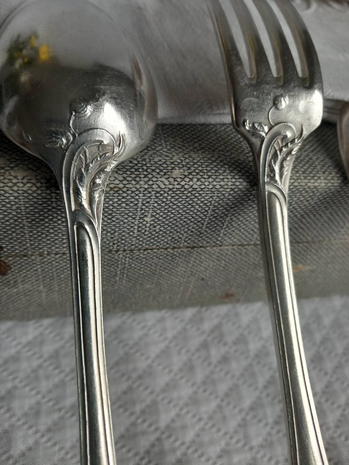 Art Nouveau cutlery set by Armand Frénais, late 19th century, silver-plated metal.