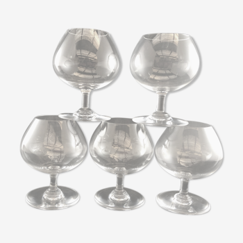 5 verres à cognac Baccarat signé