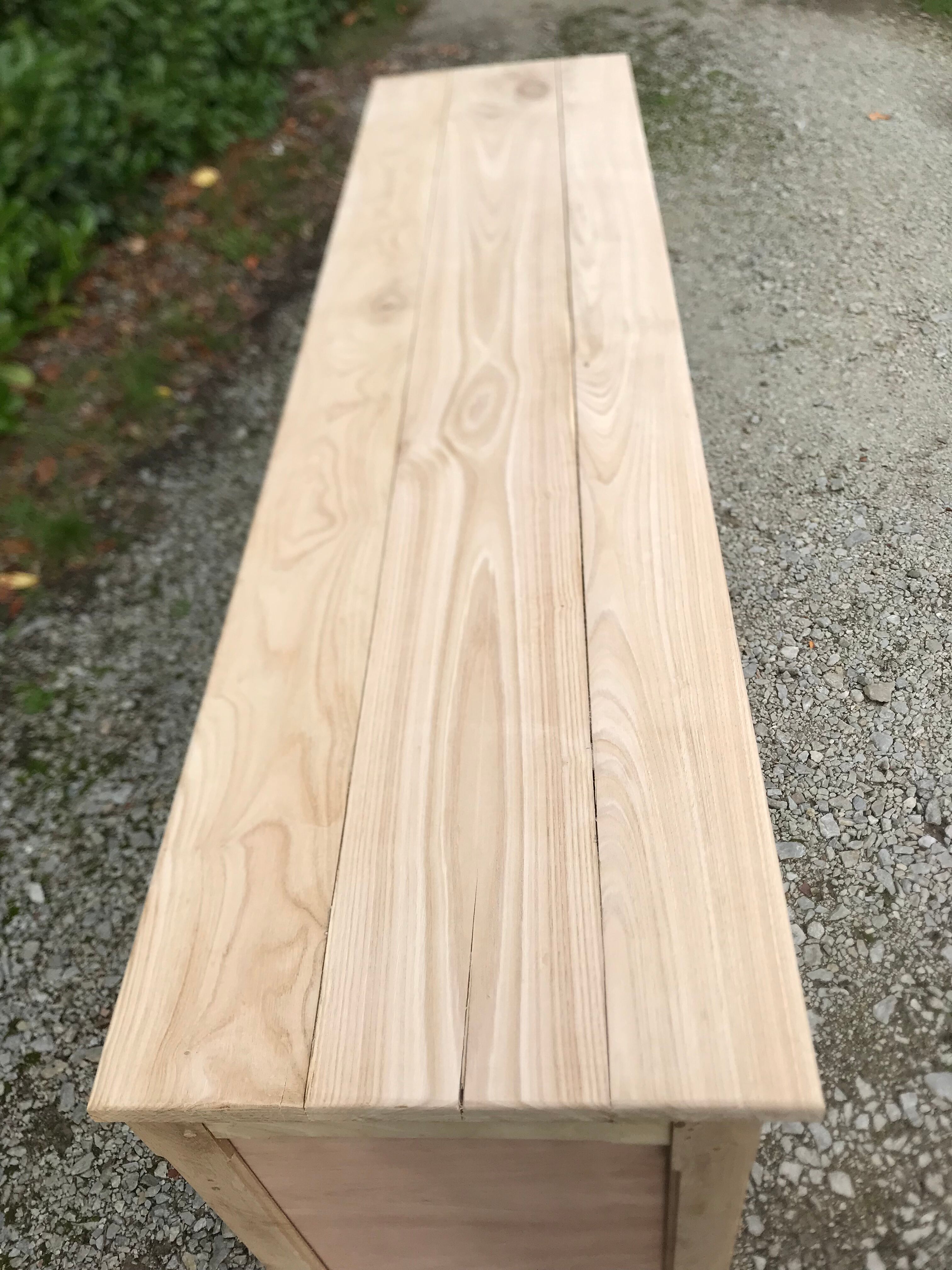 Shop counter in raw chestnut 205cm