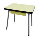 Table en formica jaune