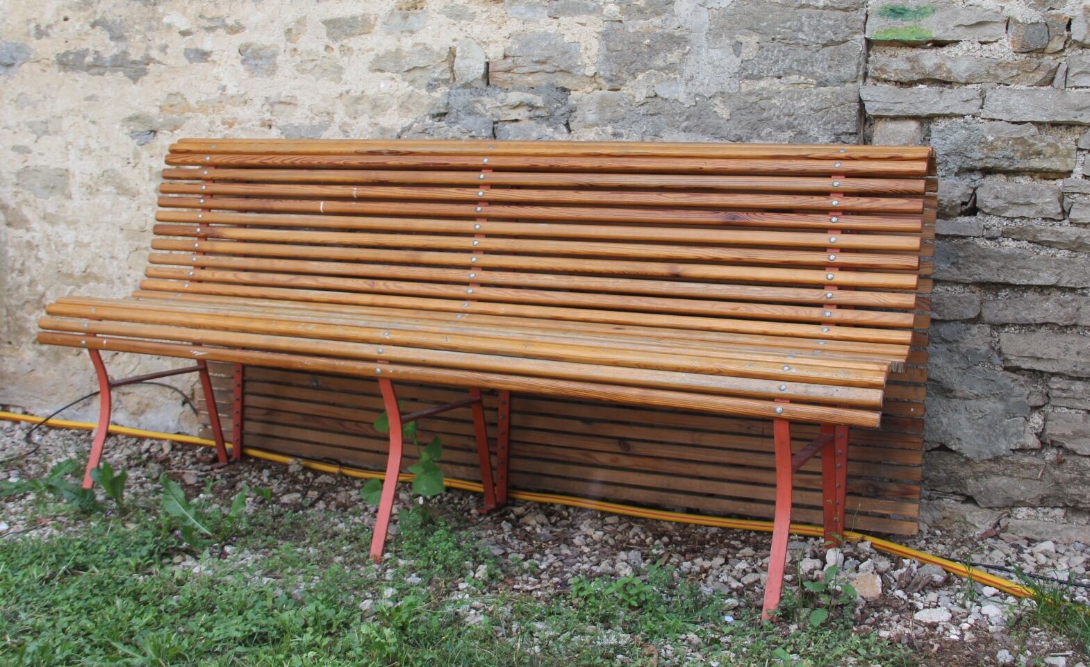 latté outdoor bench 2