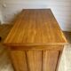 Bureau de ministre vintage double caisson en chêne – Milieu de pièce