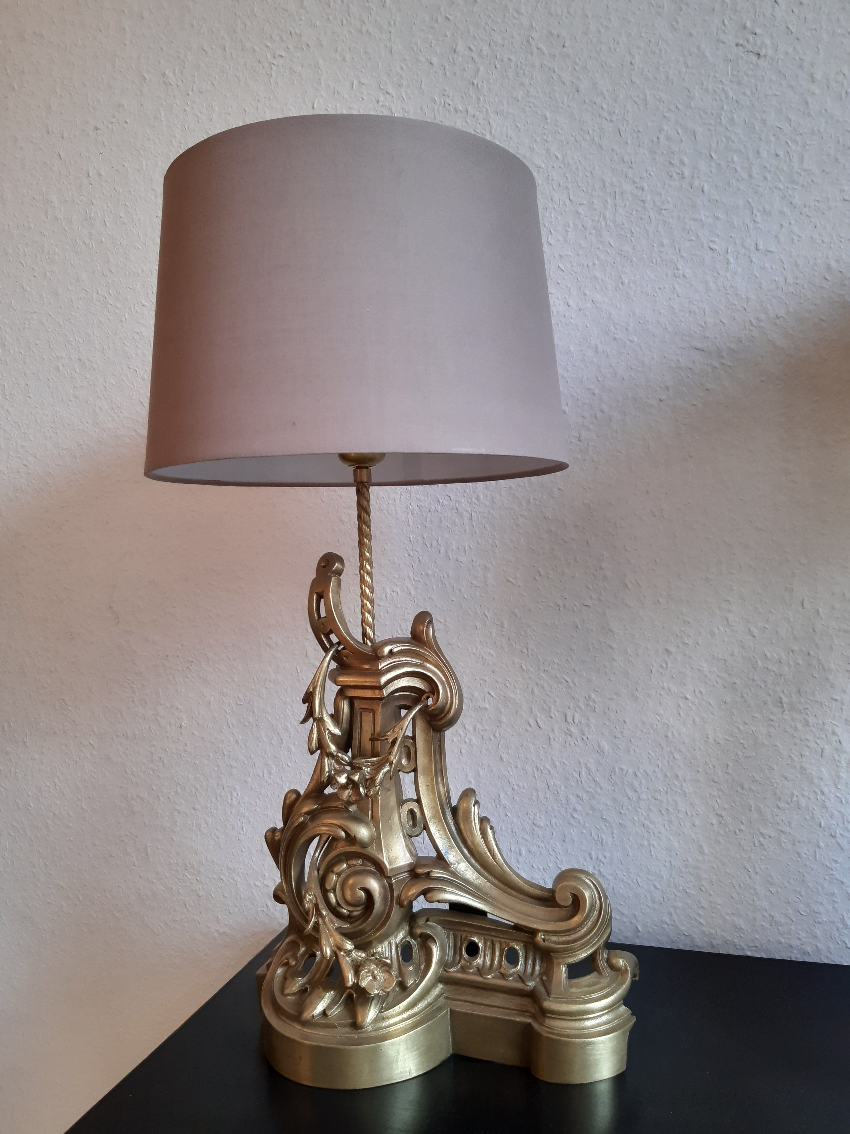 Paire de lampes anciennes en bronze style Louis XV Chenets d'époque XIX ème