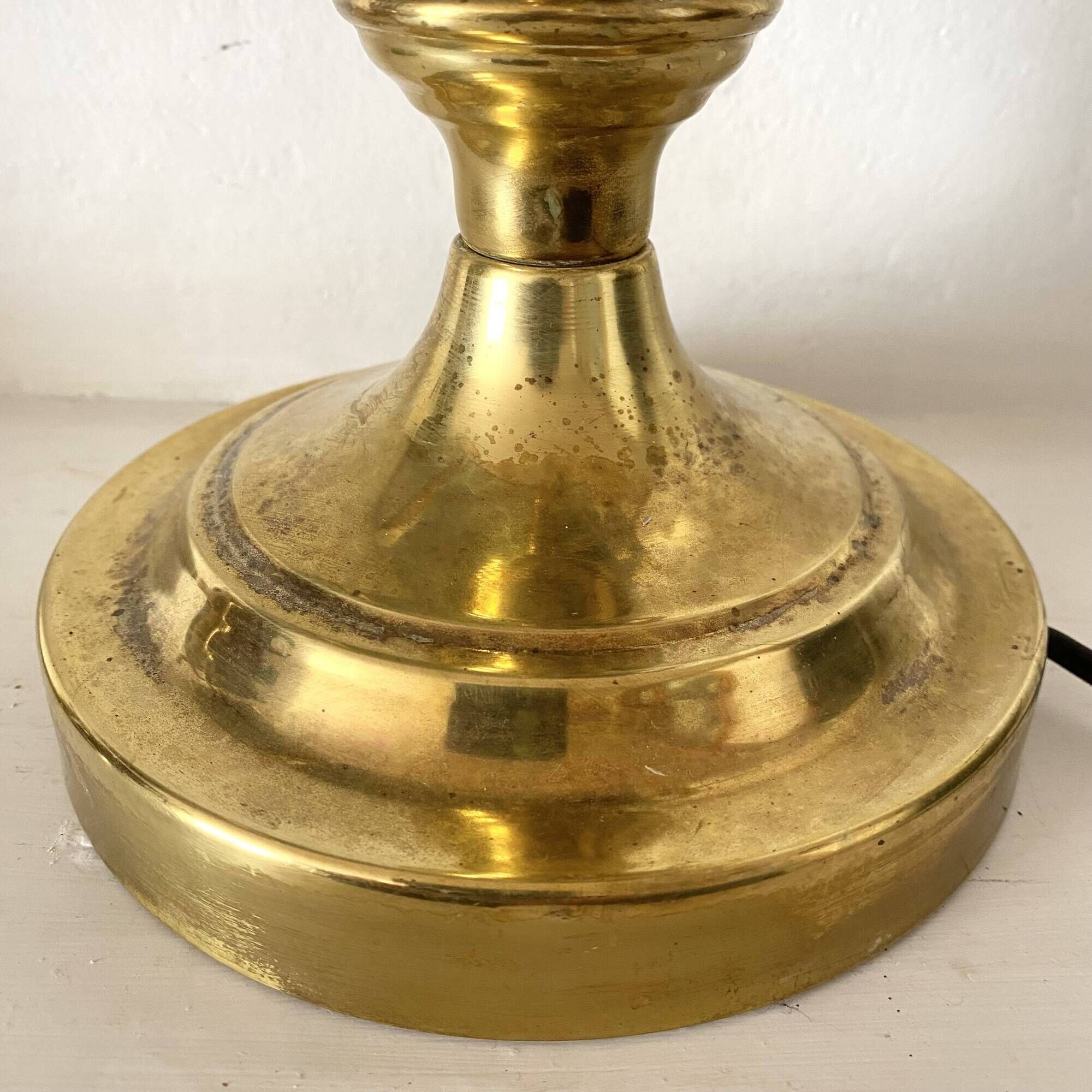 Pair of notary-style lamps in gilded metal