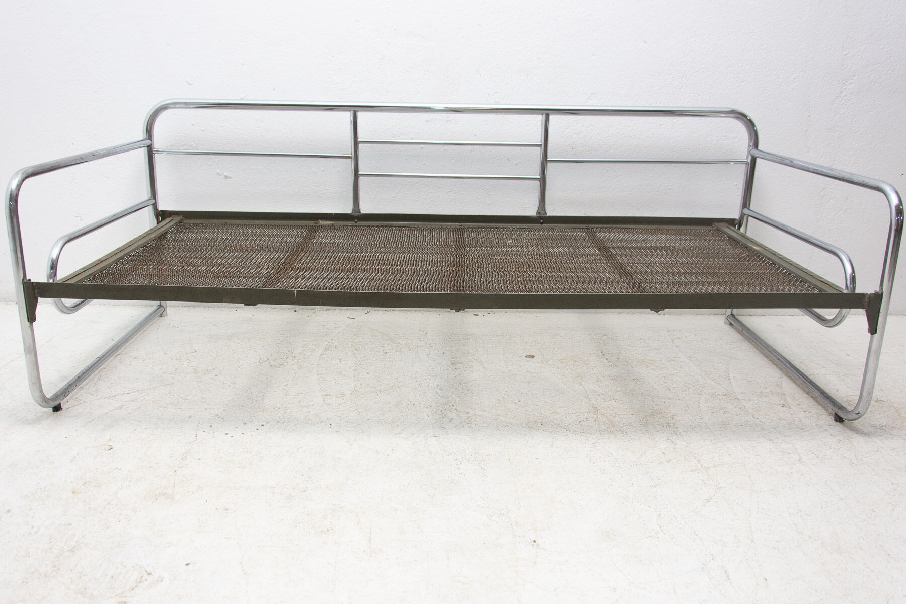 Tubular steel Bauhaus sofa, 1930´s, Bohemia