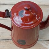 Brown enamelled coffee maker