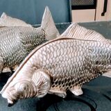 Silver metal fish