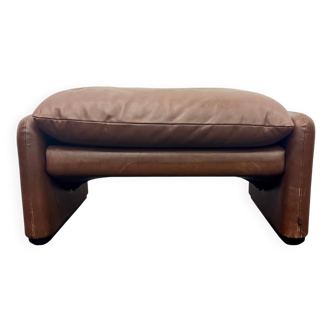 Lounge Chair footrest by Vico Magistretti for Cassina