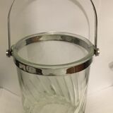 Former ice bucket