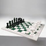 1970s Italian Volterra Alabaster Chess Set in Rare Forest Green and White