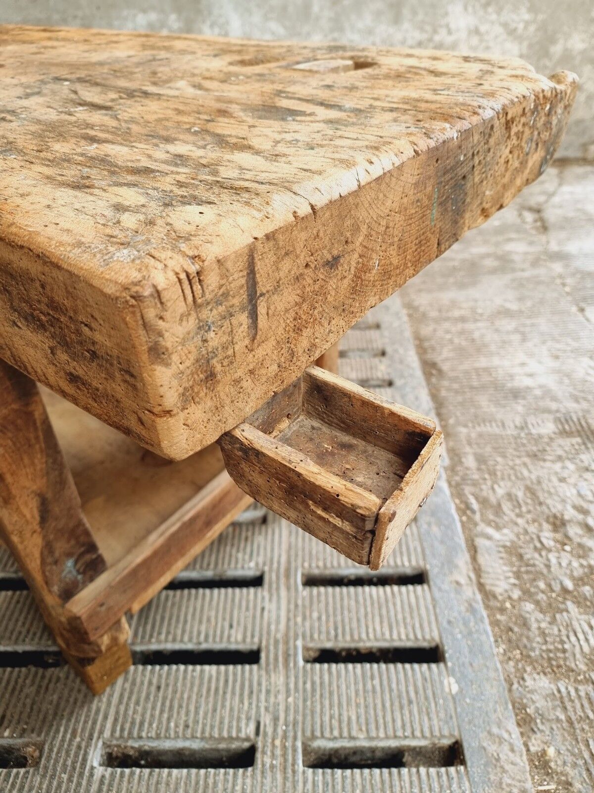 Antique workbench