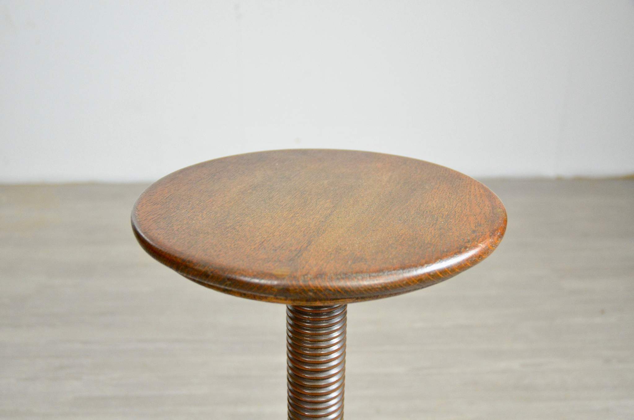 Table d'appoint française mid century