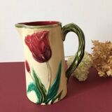Old slip pitcher