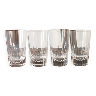 Baccarat série de quatre verres modèle Spear