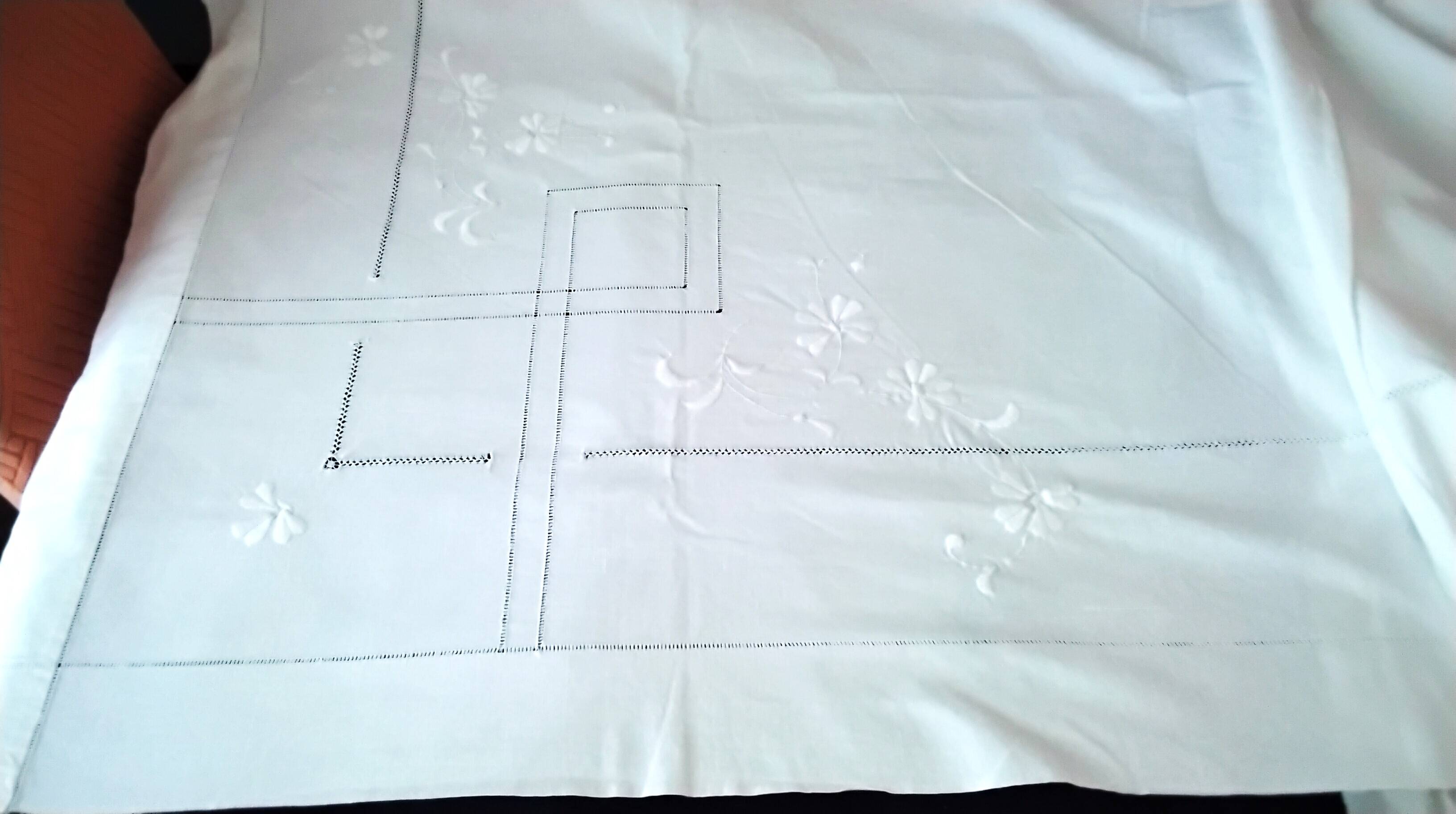 White cotton sheet with embroidery and cutwork 2.25 x 3.05 m