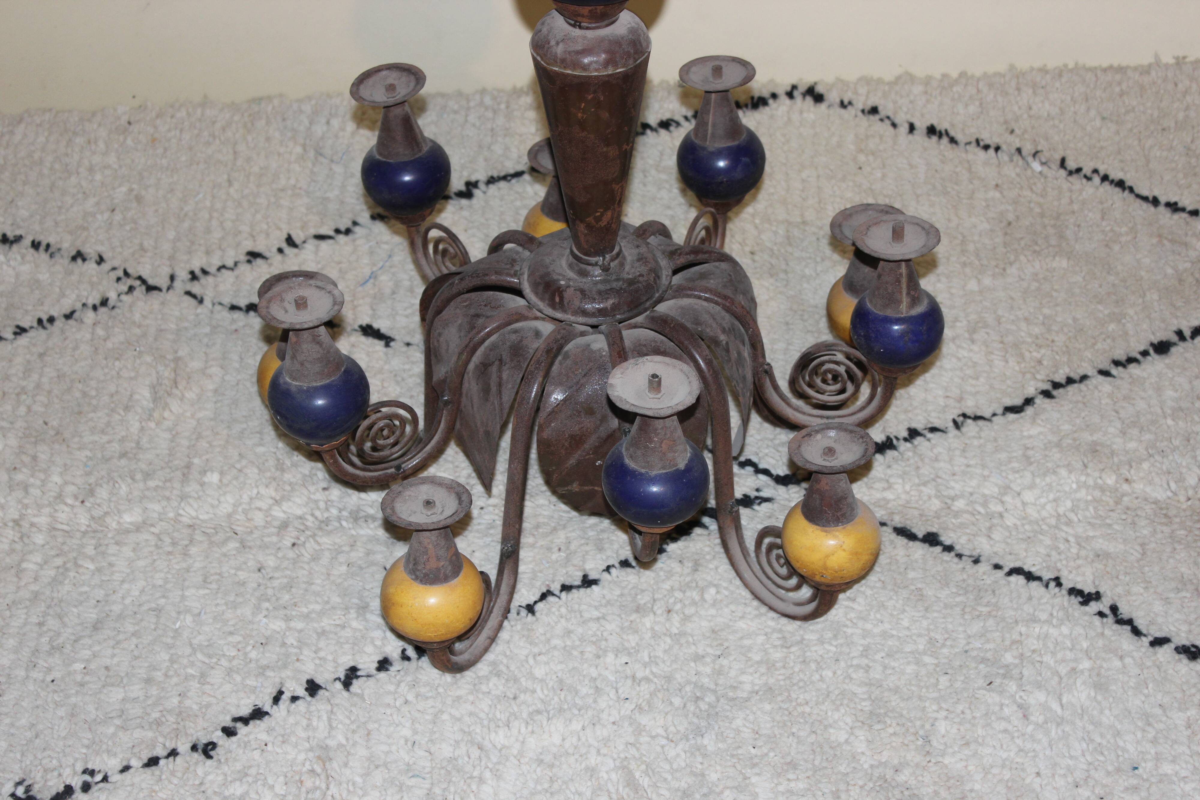 Frogé iron chandelier