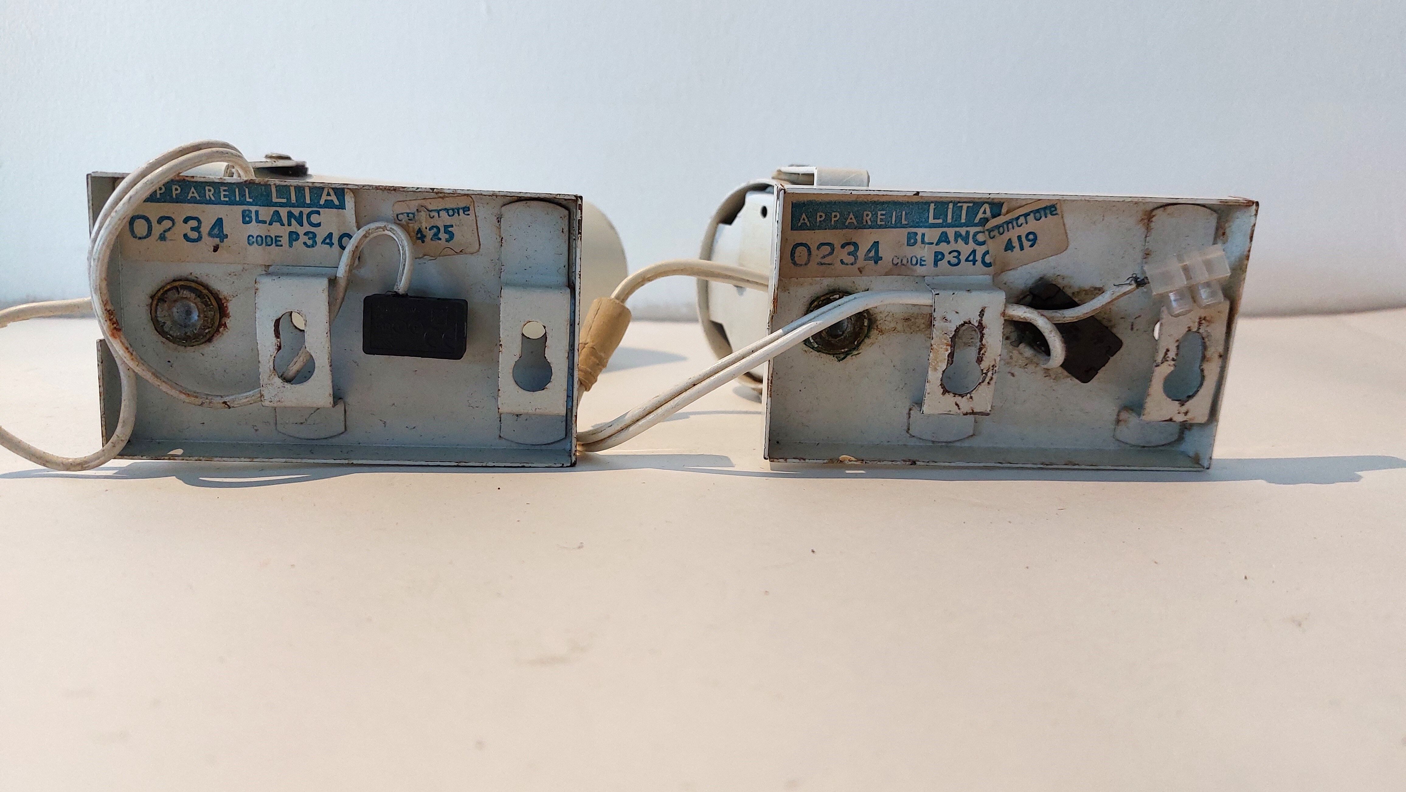 Pair of modernist wall lamps Lita model 0234 white Vintage.
