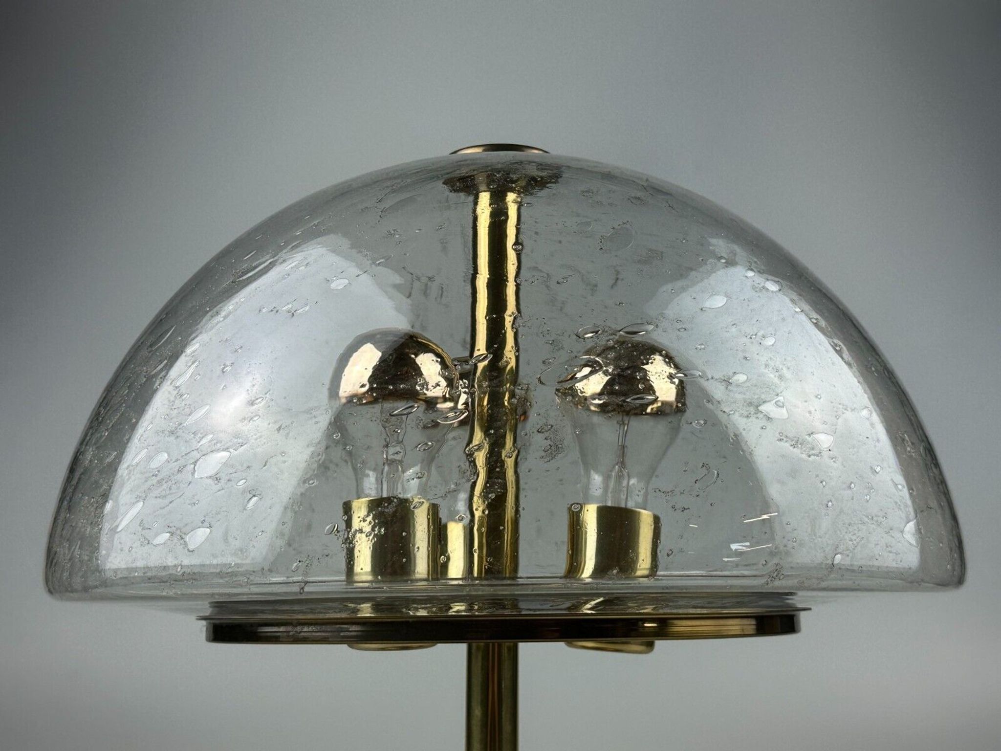 Lampe de table des années 60 des années 70 par Doria Leuchten Allemagne laiton de verre Space Age