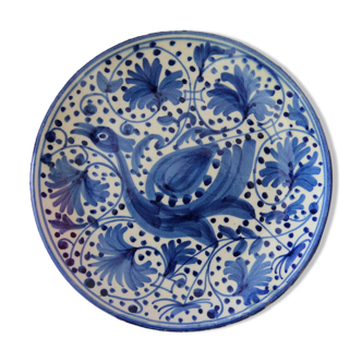 Decorative plate in Spanish earthenware