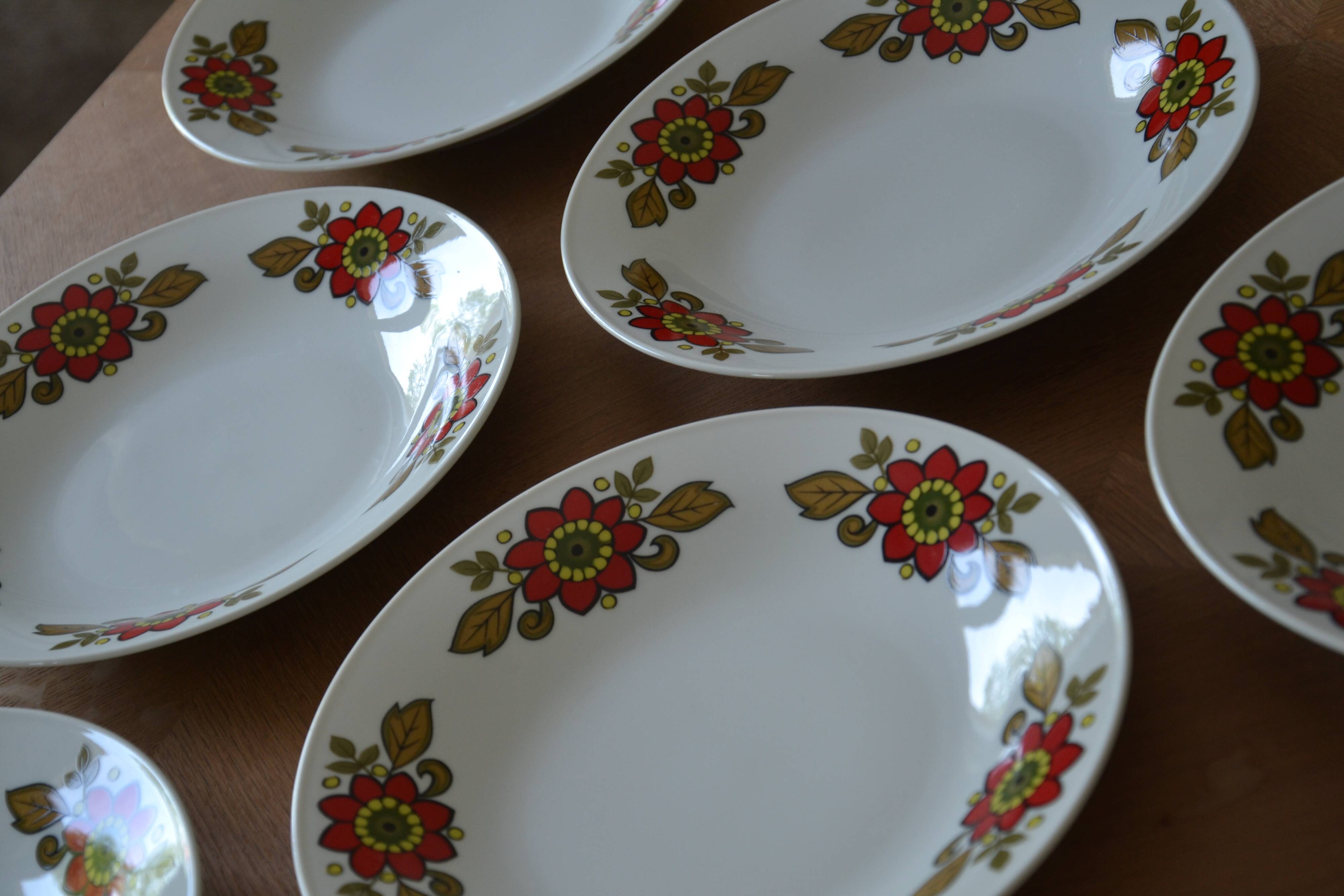 Bavaria W Germany soup plates