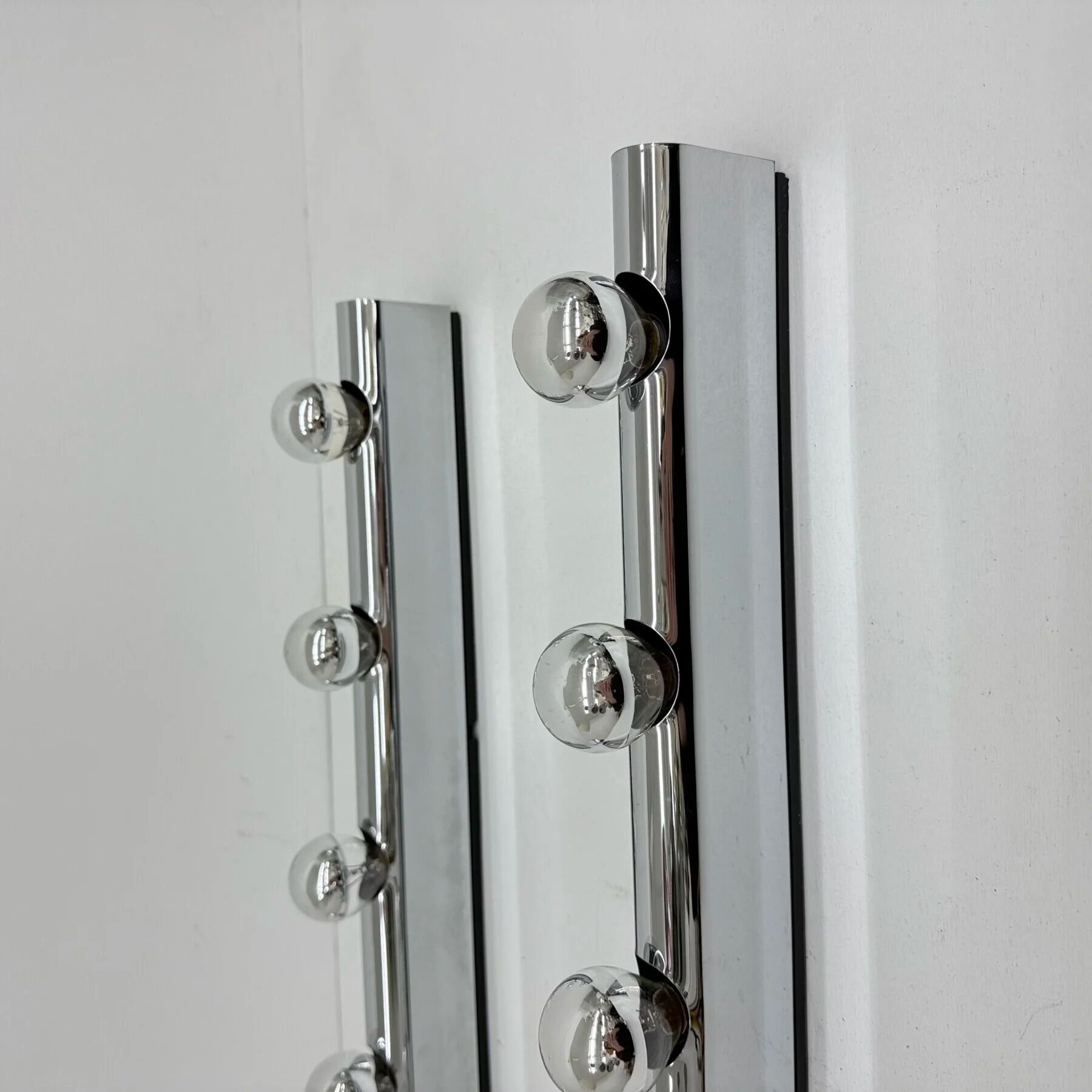 Set of 2 Targetti Sankey chrome wall lamps, 1970s