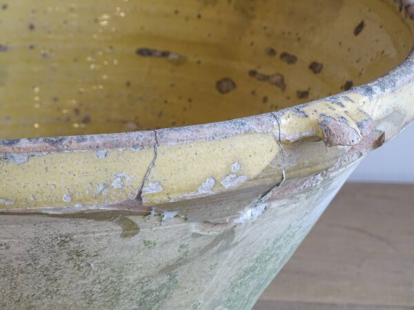 Bol Tian ancien avec glaçure jaune