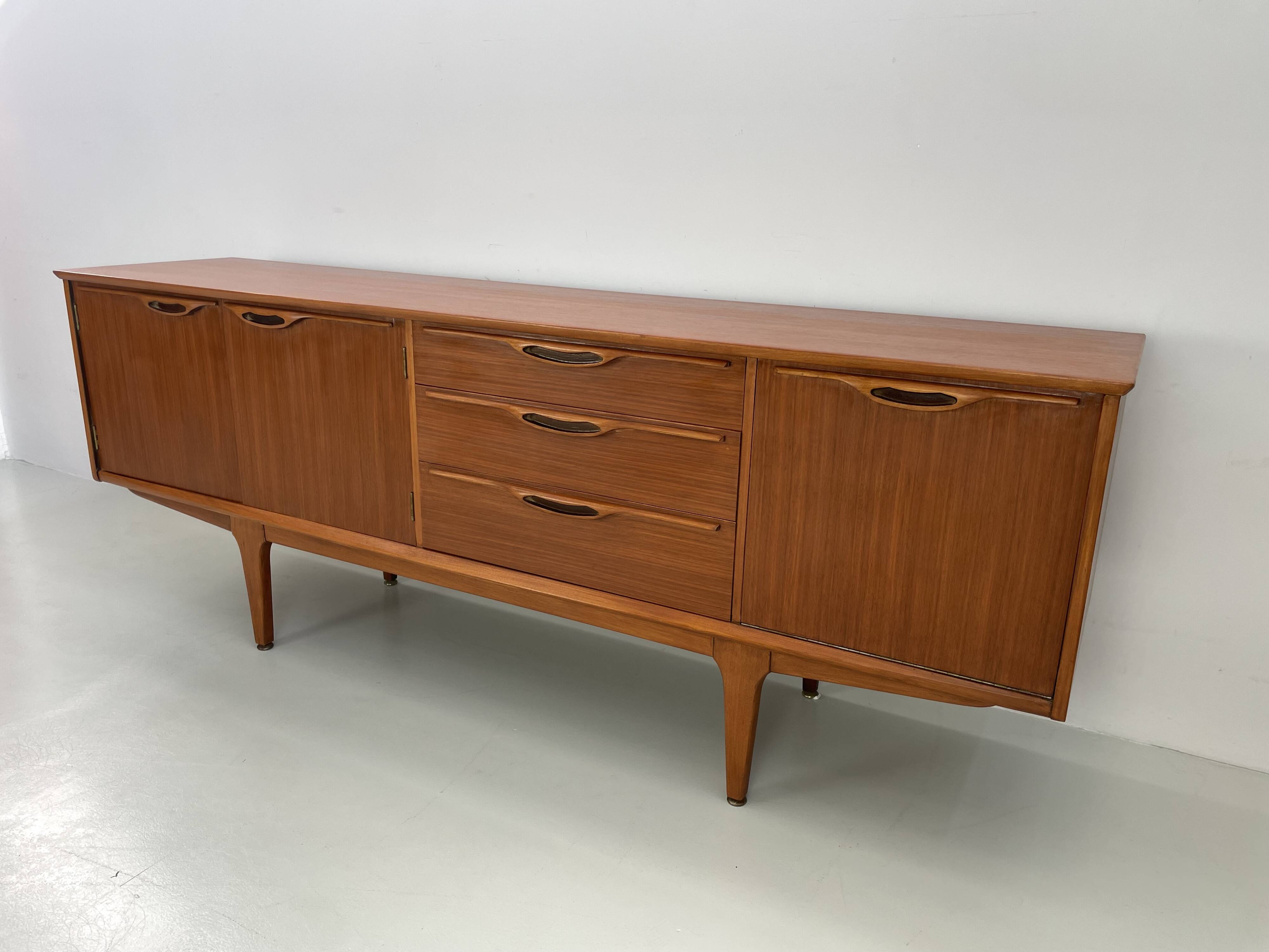 Vintage sideboard from Jentique from the 1960s.