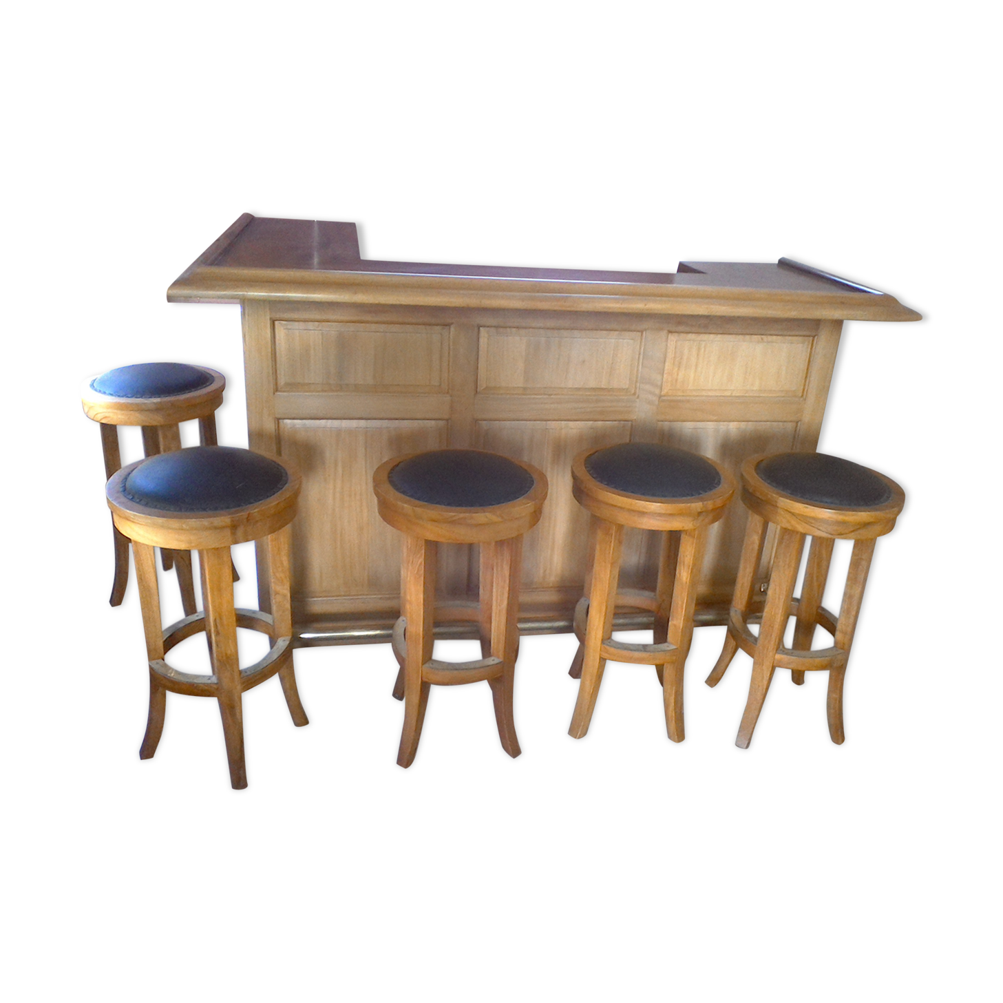 Bar and stools in teak