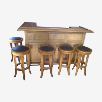 Bar and stools in teak