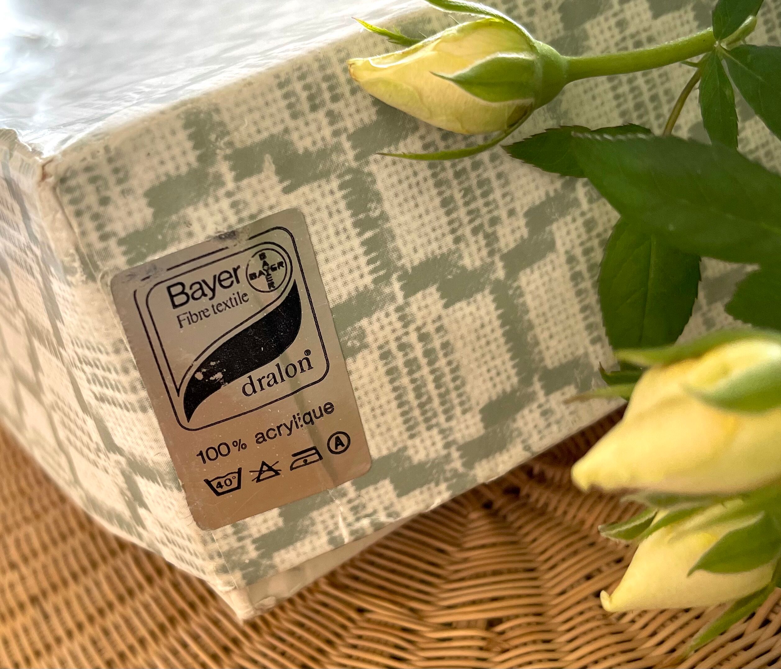 10 serviettes de table vintage 1970