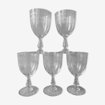 Set of 5 glasses with nineteenth century crystal feet engraved