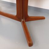 Table à manger ovale extensible en orme par Baumann, années 60-70