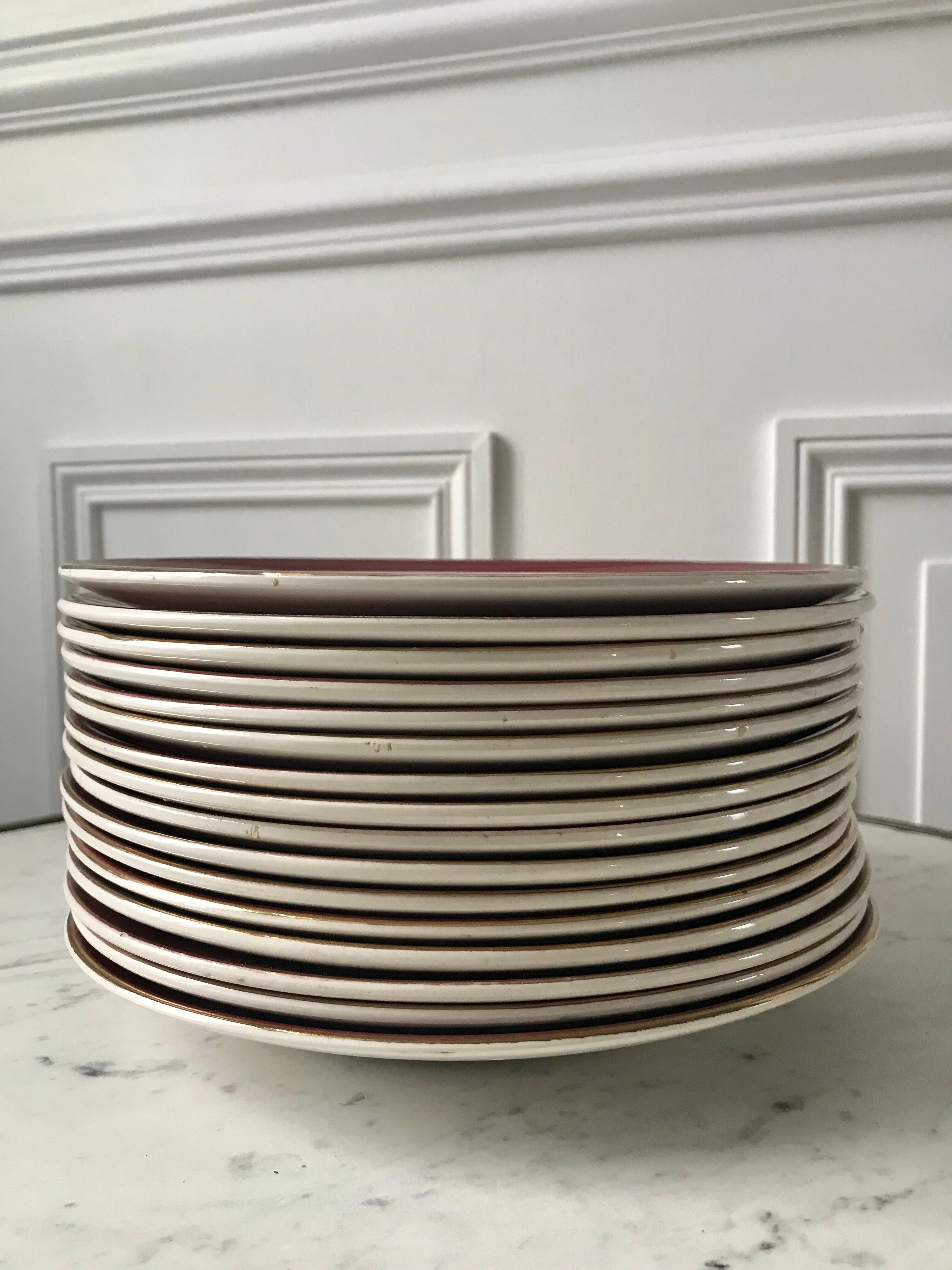 Lot de 16 assiettes Digoin Sarreguemines, modèle Martine