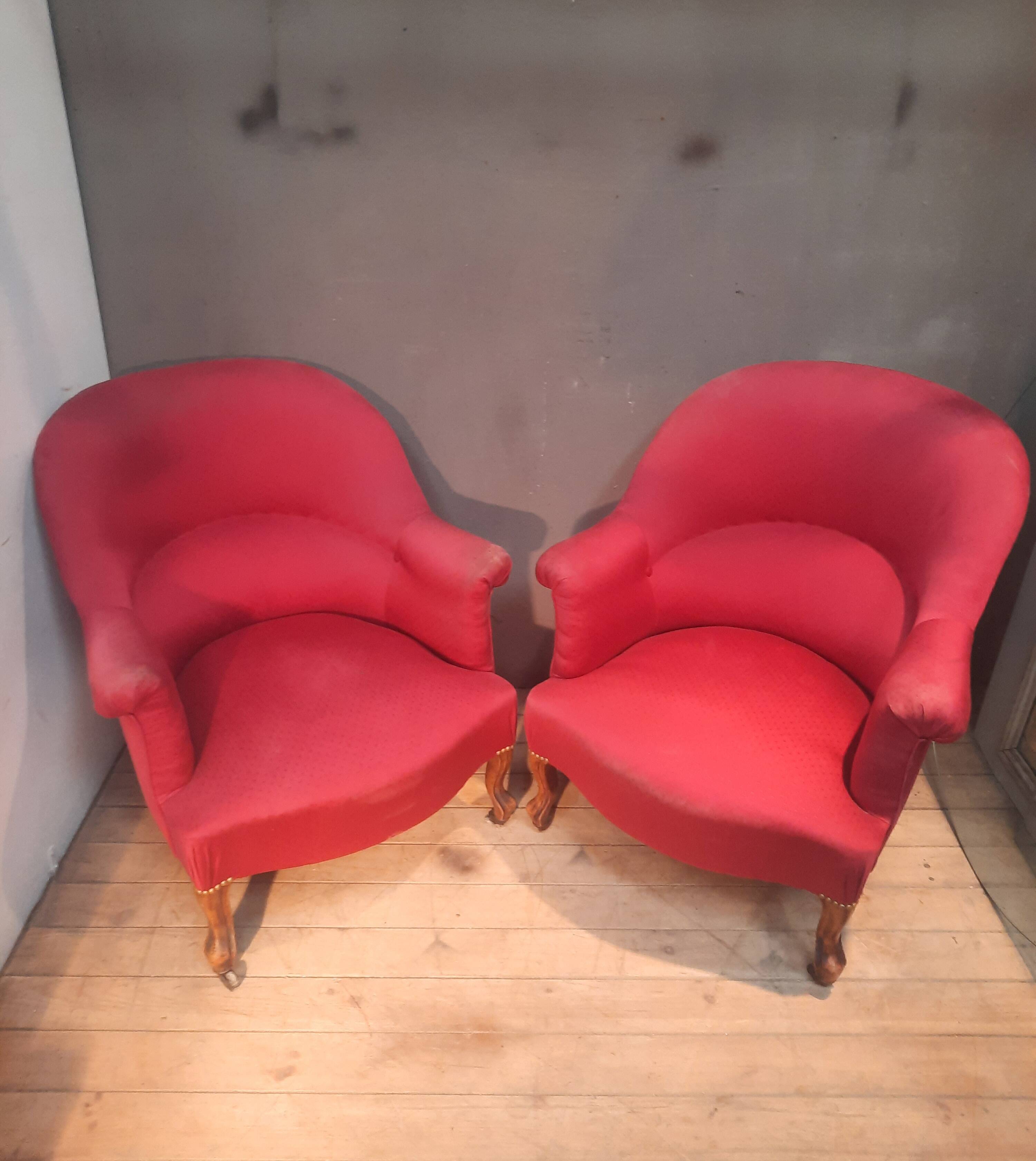 Paire de  fauteuil crapaud rouge
