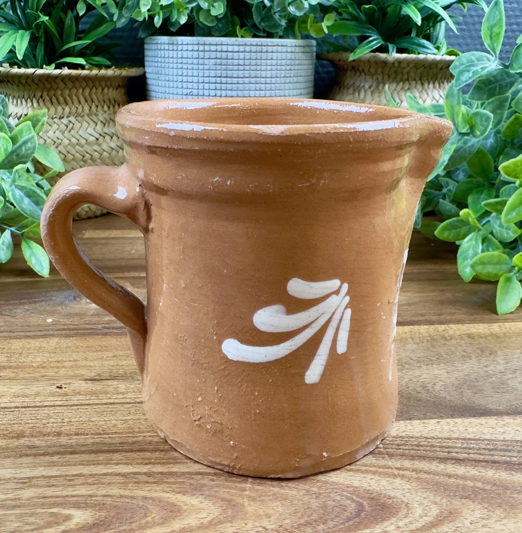 Varnished terracotta pitcher – Artisan pottery T2O