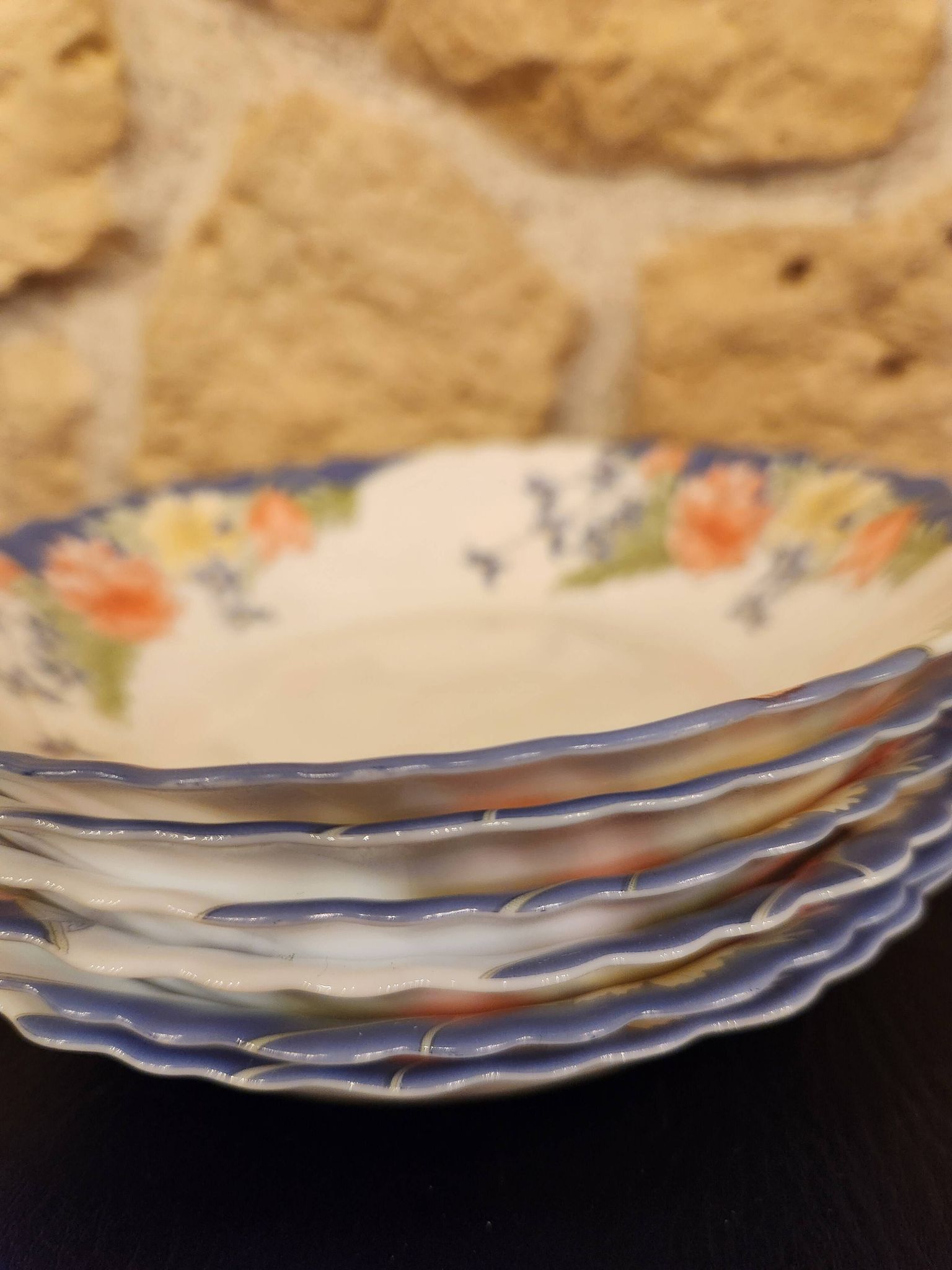 Lot de 6 assiettes creuses Arcopal fleuries – 1970/80 – Ø18 cm