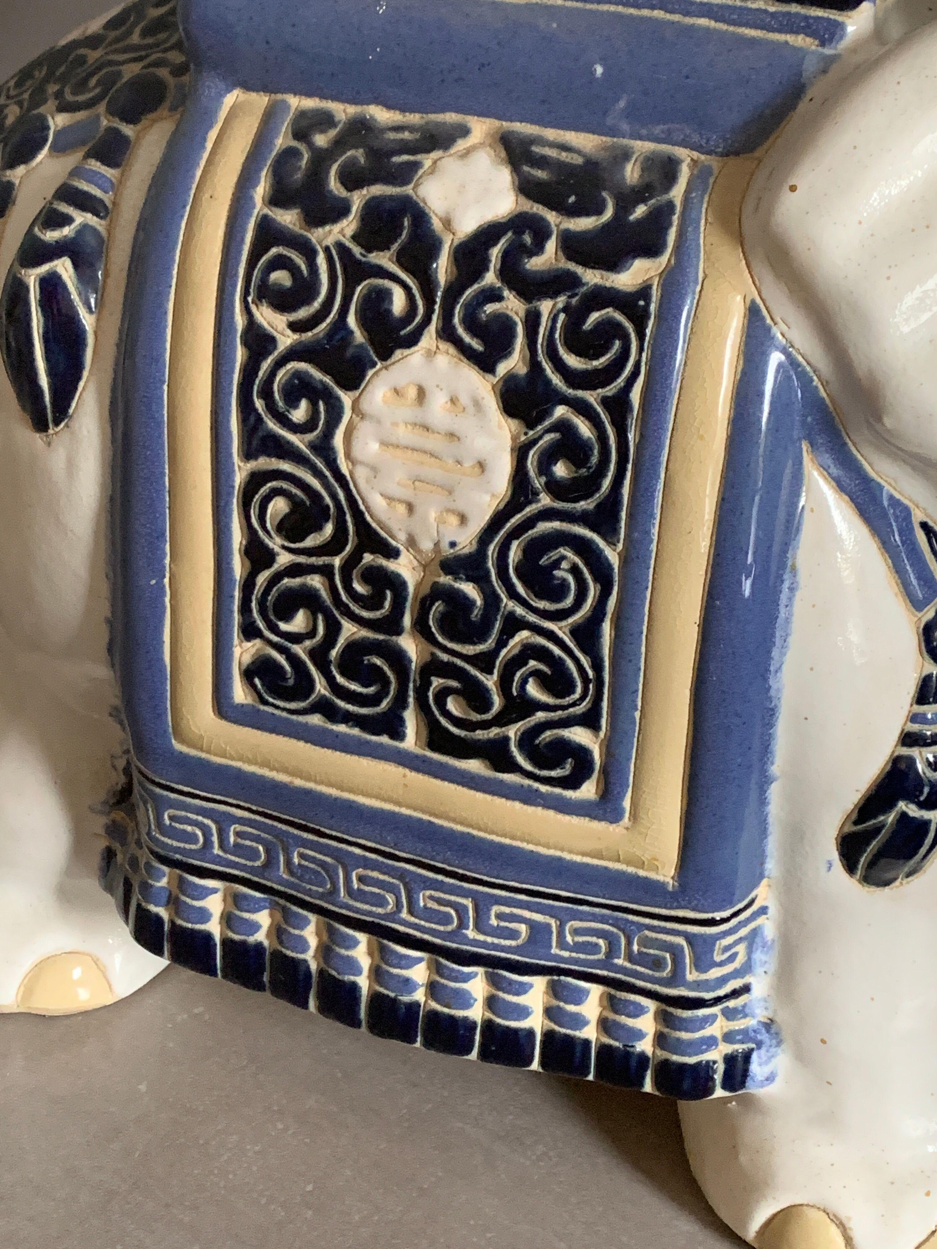 Elephant plant holder