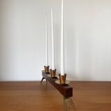 Modernist chandelier in teak and vintage brass.