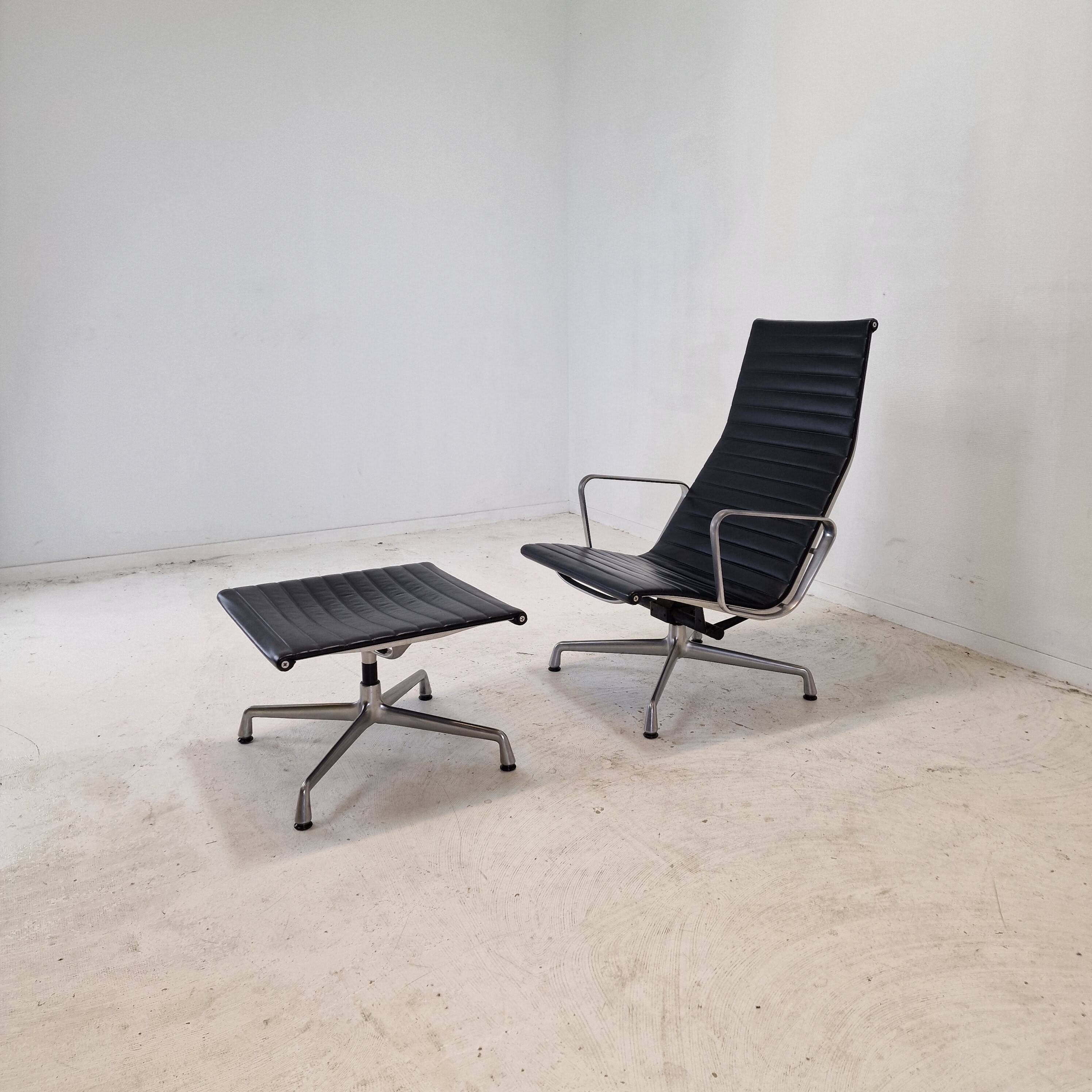 Model EA 124 + 125 Vitra Lounge Chair and Ottoman by Charles & Ray Eames