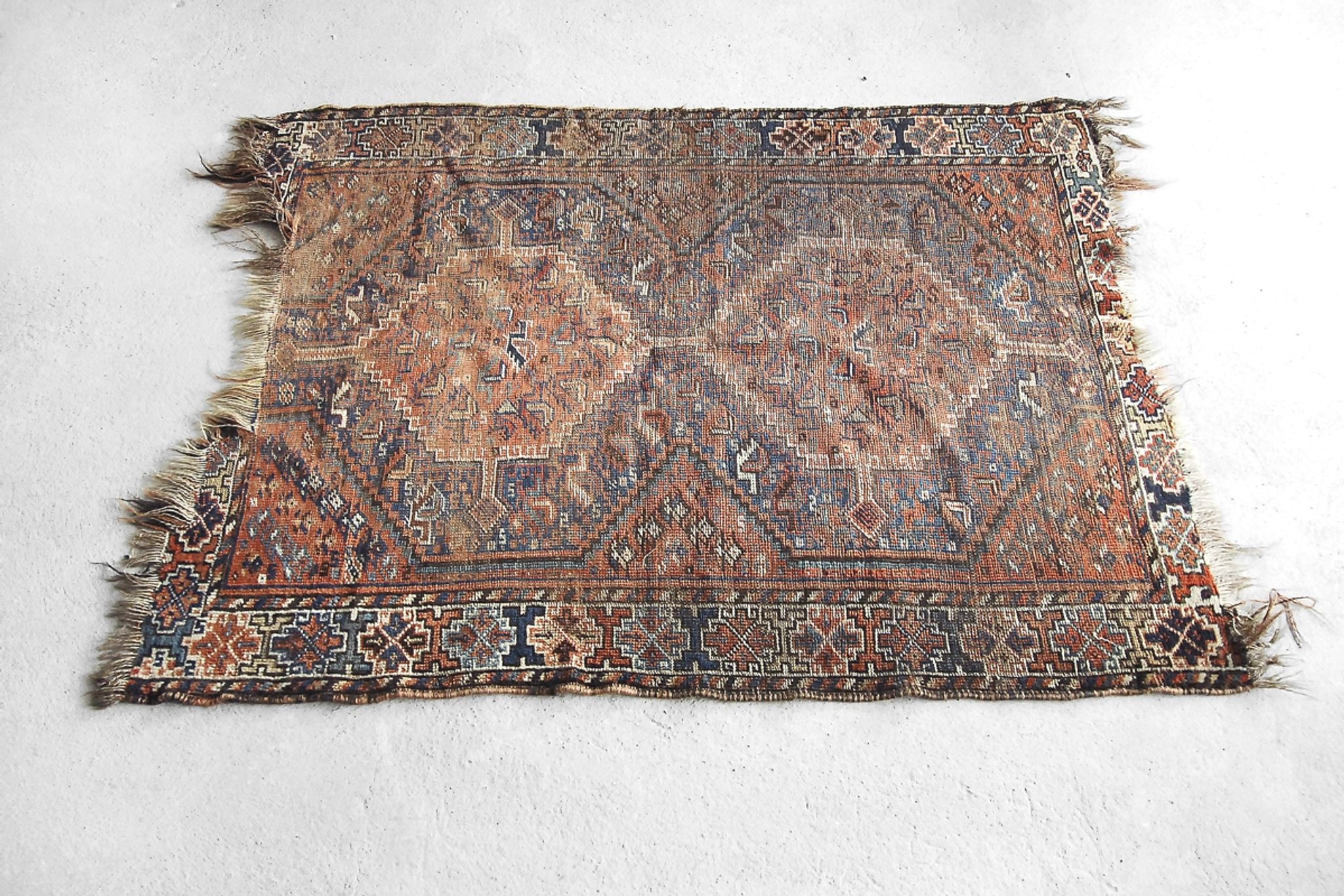Tapis ancien tissé à la main, 1850 shiraz persan 150x110cm