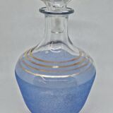 Carafe in blue granite glass