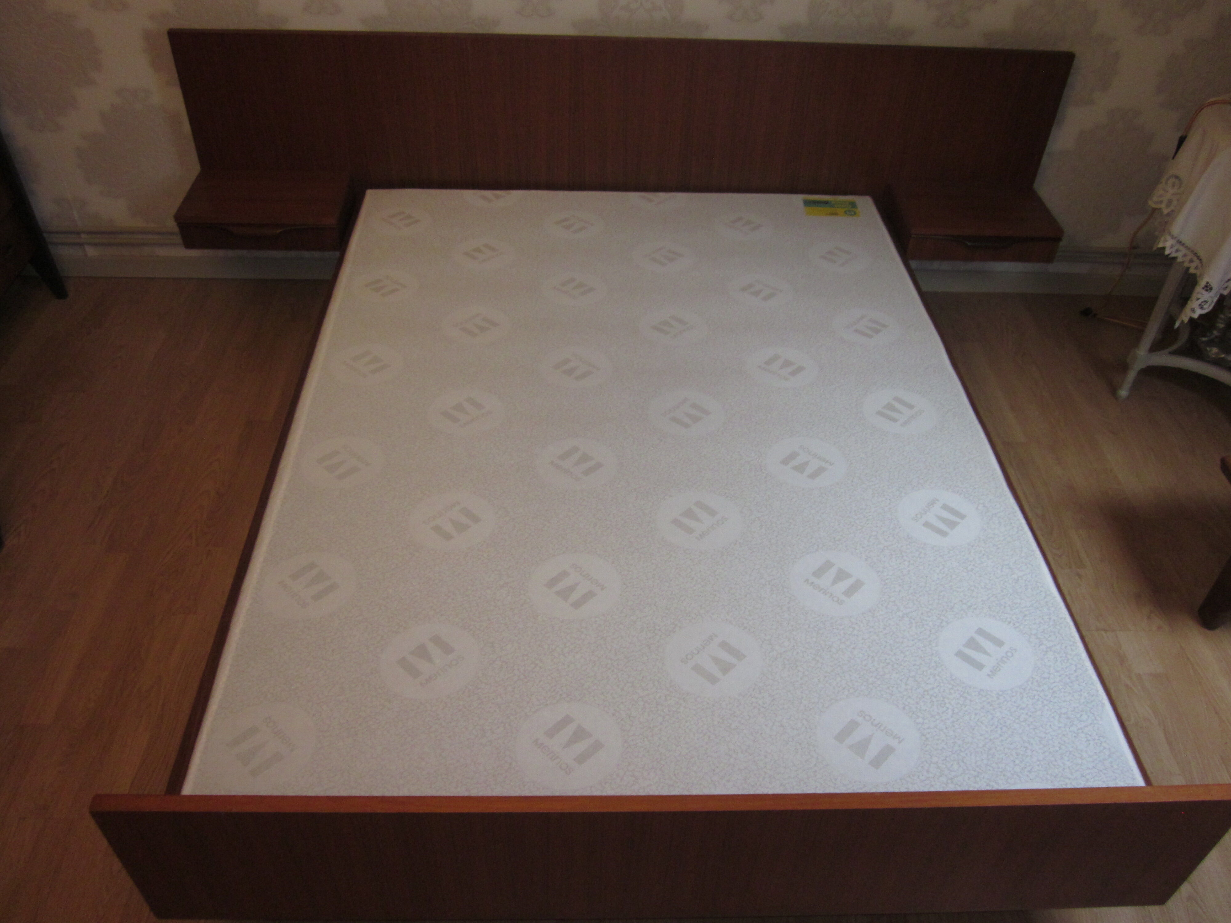 Scandinavian bed