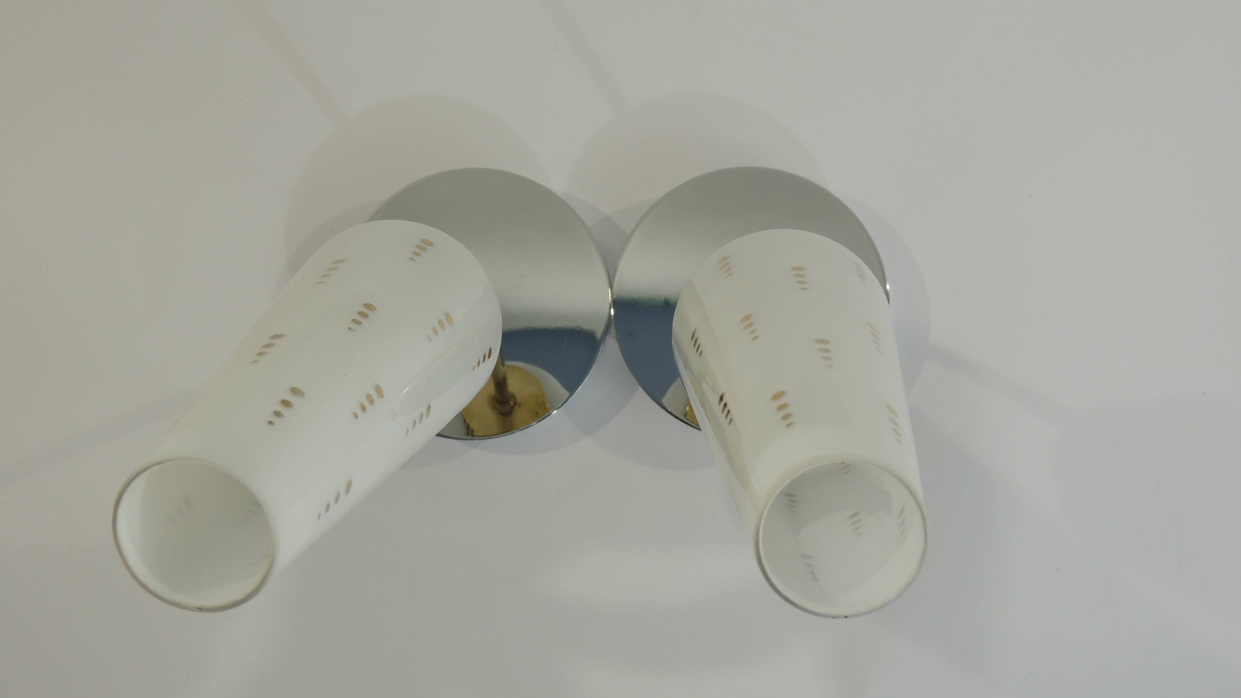 Pair of vintage wall sconces from the 1970s – Perforated opaline, brass