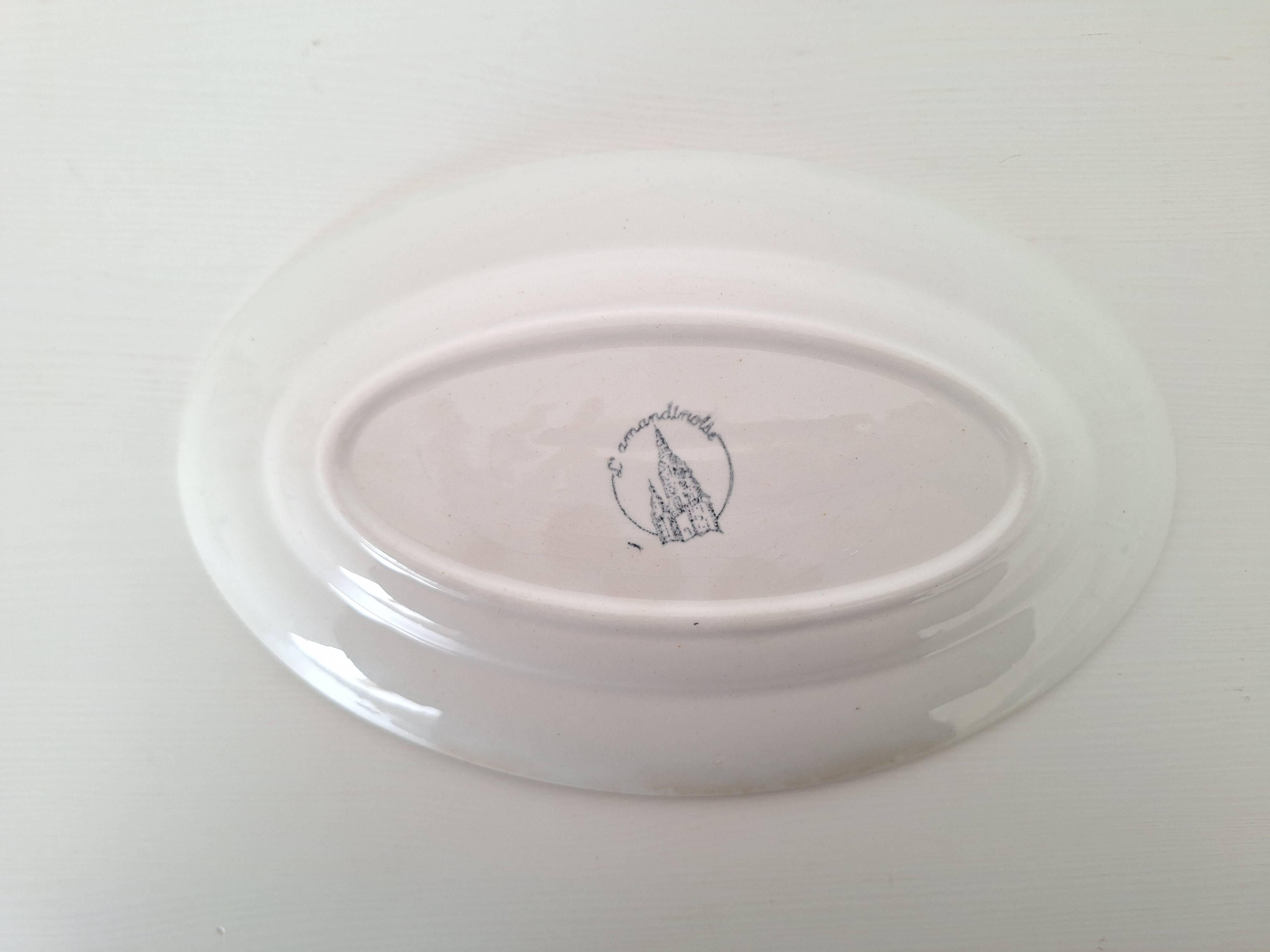 Yellow and blue dish from L'Amandinoise